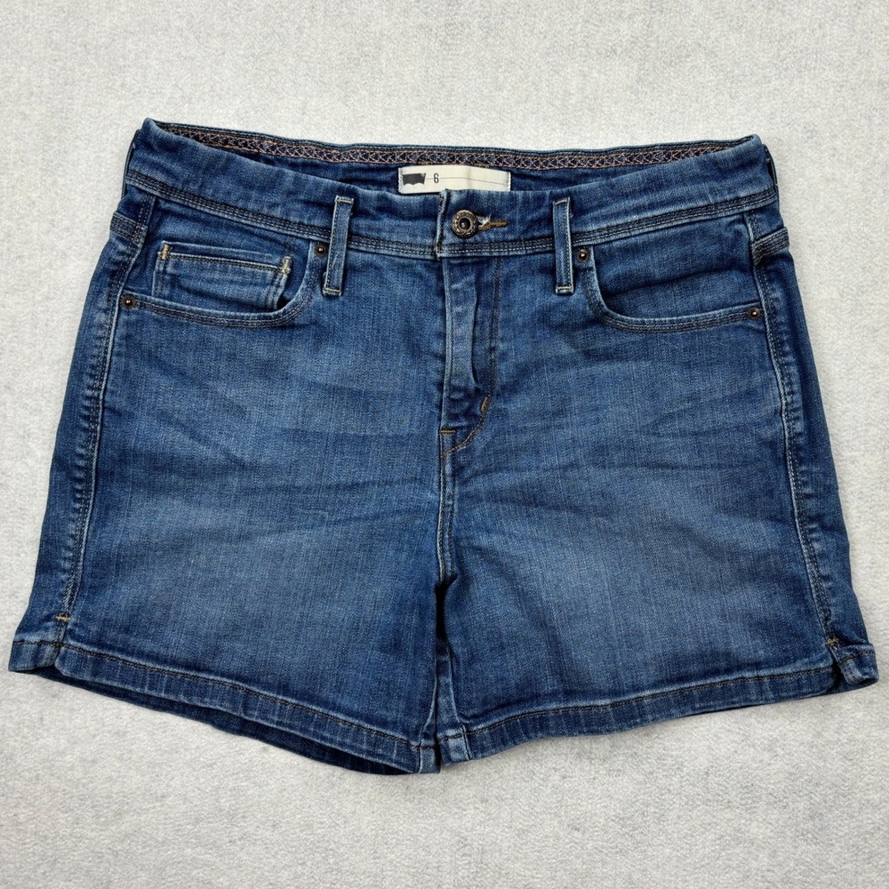 Levis Womens 6 W28 Medium Wash Stretch Denim 5 Pocket Jean Shorts 08396 0002 6